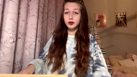 Snapshot of hildredmabray chatting on 2, 11, 2025 Hi Im Elizabeth online show from 2, 11, 2025