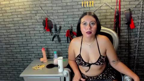 Snapshot of hillary_bigbutt chatting on 27, 3, 2026 Hillary online show from 27, 3, 2026