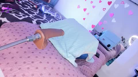  Hilary  online show from 3, 3, 2026