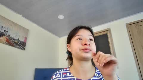 Snapshot of himawary_soin5 chatting on 11, 5, 2026 himawary_soin5 online show from 11, 5, 2026
