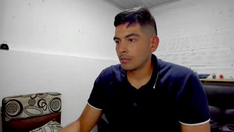 Snapshot of himoreno97 chatting on 10, 12, 2024 Hi moreno online show from 10, 12, 2024