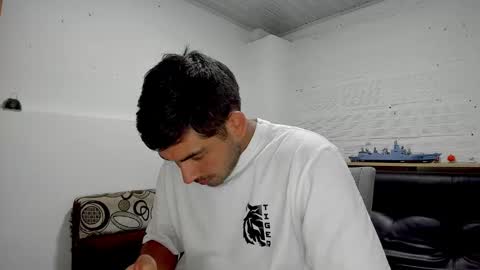 Snapshot of himoreno97 chatting on 1, 1, 2025 Hi moreno online show from 1, 1, 2025