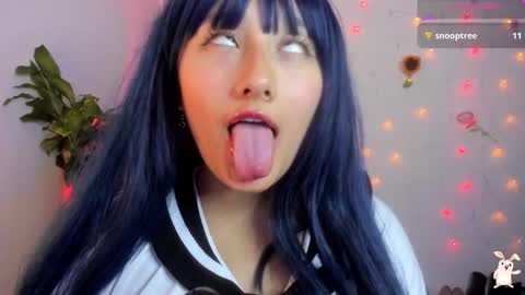 hinata online show from 5, 12, 2024