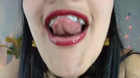 hinata online show from 11, 9, 2025