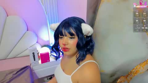 Snapshot of hinata_dolly chatting on 2, 11, 2025 hinata_dolly online show from 2, 11, 2025