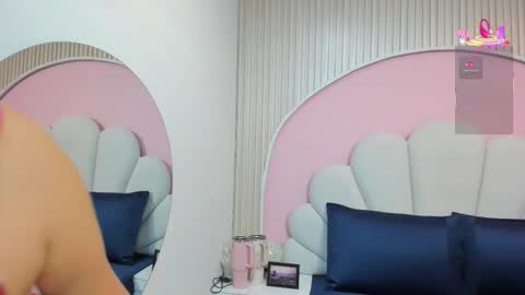 Snapshot of hinata_dolly chatting on 5, 11, 2025 hinata_dolly online show from 5, 11, 2025