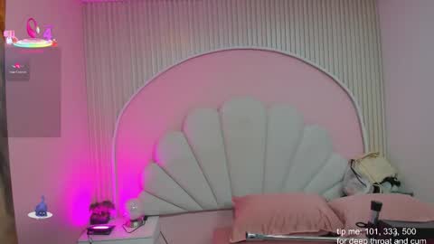 Snapshot of hinata_dolly chatting on 14, 12, 2025 hinata_dolly online show from 14, 12, 2025