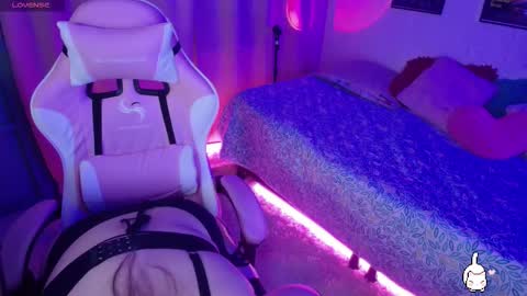 violet moon online show from 23, 9, 2025