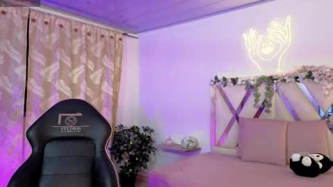 HINNA online show from 9, 4, 2026