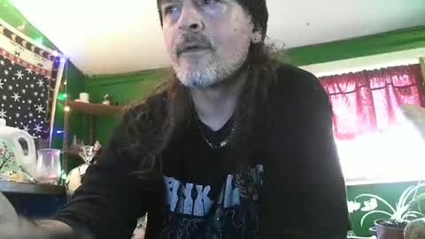 hippiedad333 online show from 11, 5, 2026