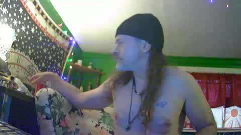hippiedad333 online show from 13, 5, 2026
