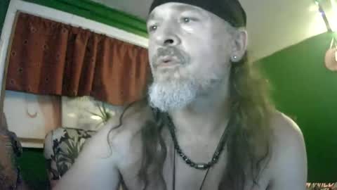 Snapshot of hippiedad333 chatting on 4, 7, 2026 hippiedad333 online show from 4, 7, 2026