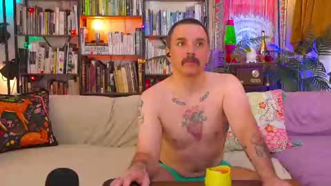 Snapshot of hipstertrashdumpsterfire chatting on 2, 7, 2026 HipsterTrash Clark one half of Task Manager online show from 2, 7, 2026