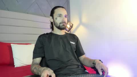 Snapshot of hisoka_0 chatting on 11, 11, 2025 Hisoka online show from 11, 11, 2025