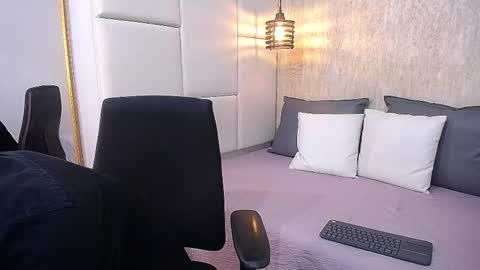 Snapshot of hisoka_0 chatting on 6, 3, 2026 Hisoka online show from 6, 3, 2026