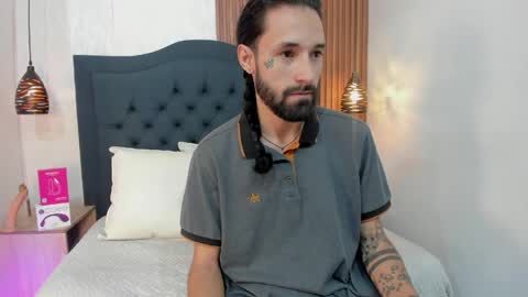 Snapshot of hisoka_0 chatting on 8, 4, 2026 Hisoka online show from 8, 4, 2026