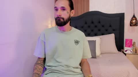 Snapshot of hisoka_0 chatting on 14, 4, 2026 Hisoka online show from 14, 4, 2026