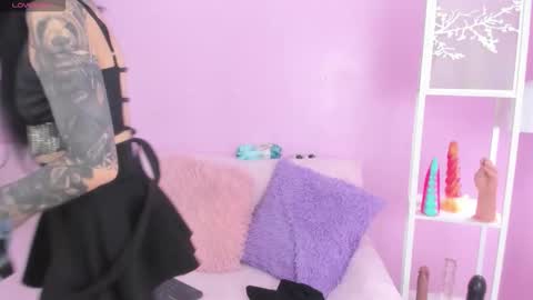 hiyakasudere_ online show from 12, 9, 2025