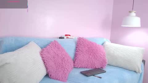 hiyakasudere_ online show from 22, 12, 2025