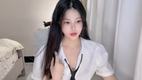 hkchengcheng online show from 1, 12, 2025