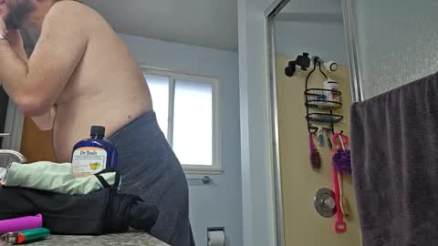 Snapshot of hobbes80 chatting on 6, 12, 2024 hobbes80 online show from 6, 12, 2024