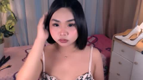 Snapshot of hoellygia chatting on 26, 2, 2026 IM NEW HERE ITS ME GIA online show from 26, 2, 2026