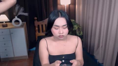 Snapshot of hoellygia chatting on 21, 3, 2026 IM NEW HERE ITS ME GIA online show from 21, 3, 2026