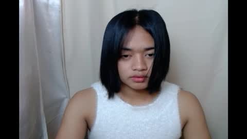 Snapshot of hoelyhanabi chatting on 18, 11, 2025 KIESH online show from 18, 11, 2025