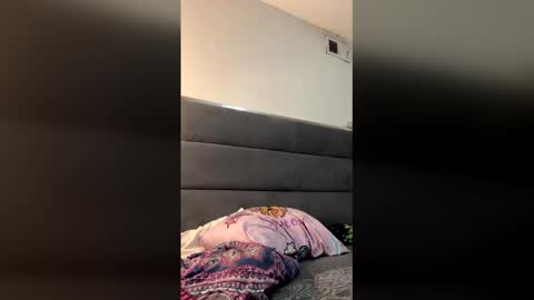 hoffman0189 online show from 6, 2, 2026