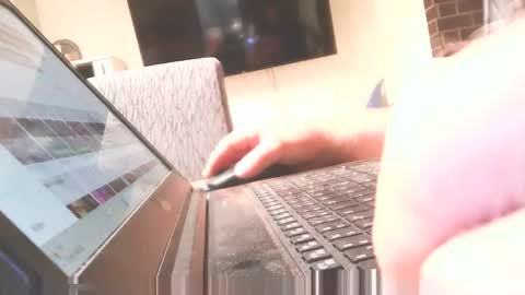 Snapshot of hofnung chatting on 3, 6, 2026 hofnung online show from 3, 6, 2026