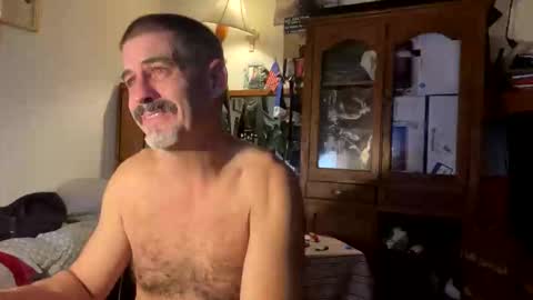 hoglegg99384194 online show from 3, 12, 2025