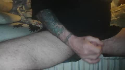 Snapshot of hogschlong63 chatting on 2, 2, 2026 Hogschlong63 online show from 2, 2, 2026