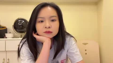 Snapshot of hola_sunflower chatting on 22, 7, 2026 amy online show from 22, 7, 2026