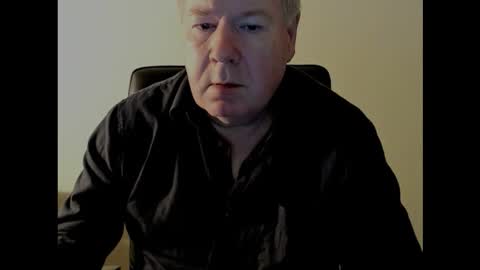 Snapshot of holgerhb53 chatting on 23, 10, 2025 Holger online show from 23, 10, 2025
