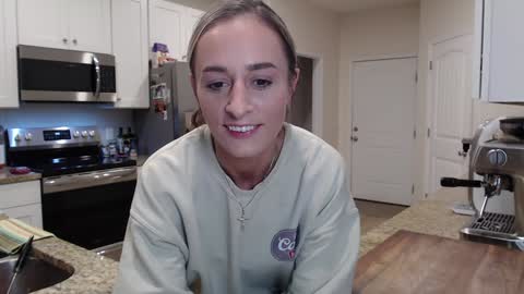 Holi Hurricane online show from 19, 9, 2025