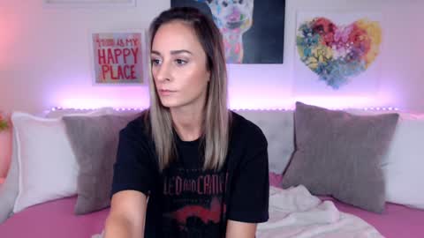 Holi Hurricane online show from 13, 10, 2025