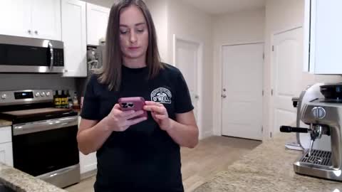 Holi Hurricane online show from 15, 3, 2026