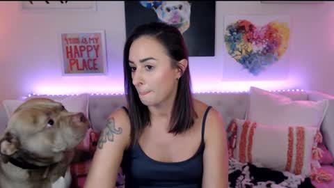 Holi Hurricane online show from 12, 4, 2026