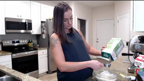 Holi Hurricane online show from 24, 4, 2026