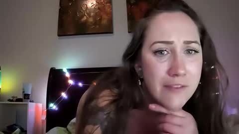 holligem online show from 15, 5, 2026