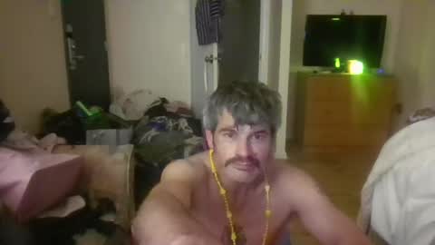 Snapshot of hollinsgg chatting on 15, 7, 2026 hollinsgg online show from 15, 7, 2026