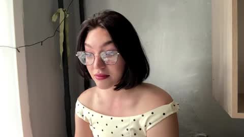 Snapshot of hollisguerrette chatting on 28, 3, 2026 Sofia online show from 28, 3, 2026