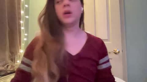 Snapshot of holly23hopefull chatting on 30, 12, 2024 Hollys Drive threw Side Of CB. online show from 30, 12, 2024