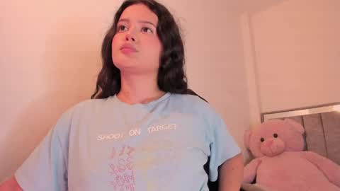 holly_16 online show from 30, 4, 2026