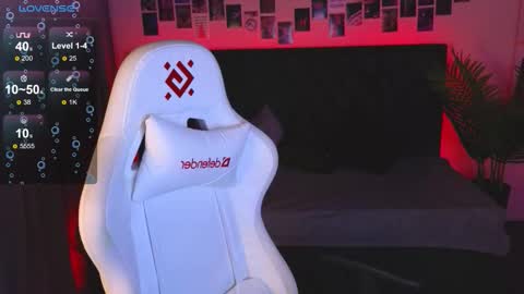 holly_berryy_ online show from 16, 9, 2025