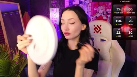 holly_berryy_ online show from 1, 10, 2025