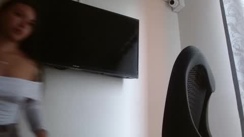 Holly online show from 10, 2, 2026