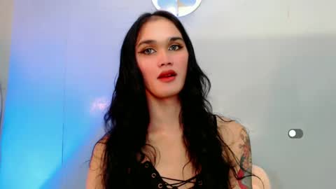 Snapshot of holly_sunshine69 chatting on 25, 1, 2025 Apple online show from 25, 1, 2025