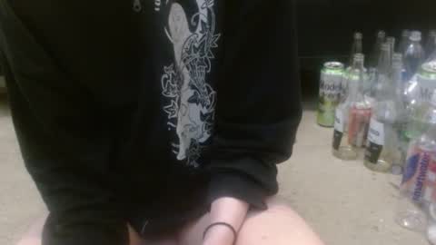 Snapshot of hollyhawkes chatting on 12, 10, 2025 Holly Hawkes online show from 12, 10, 2025