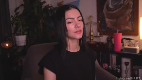 Holly Linder online show from 14, 9, 2025